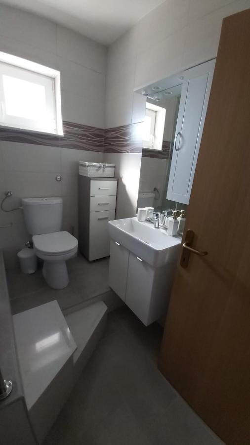 Luka Apartment Galovac  Bagian luar foto